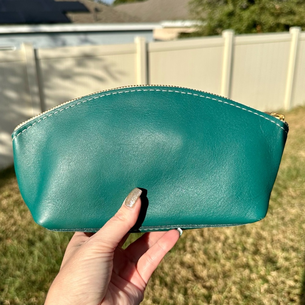 NWOT Portland Leather Goods Peacock Eclipse makeup bag